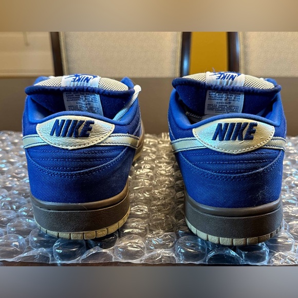 nike sb dunk gold rail